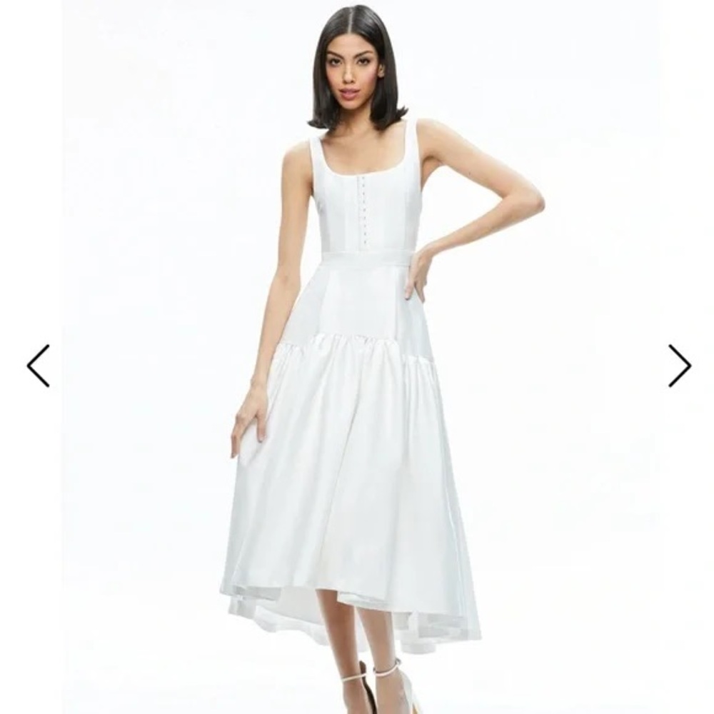 Alice + Olivia Diana Sleeveless Structured Midi Dress